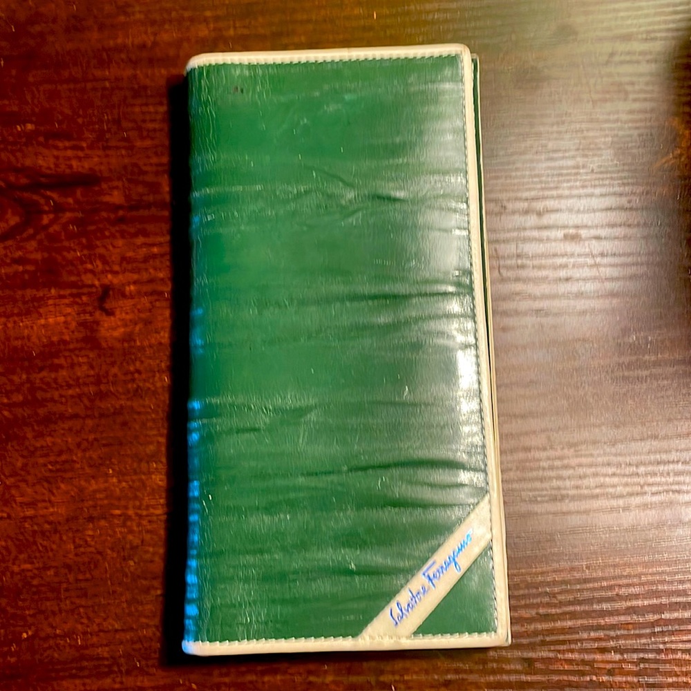 Salvatore Ferragamo Wallet Long Green Leather Bifold